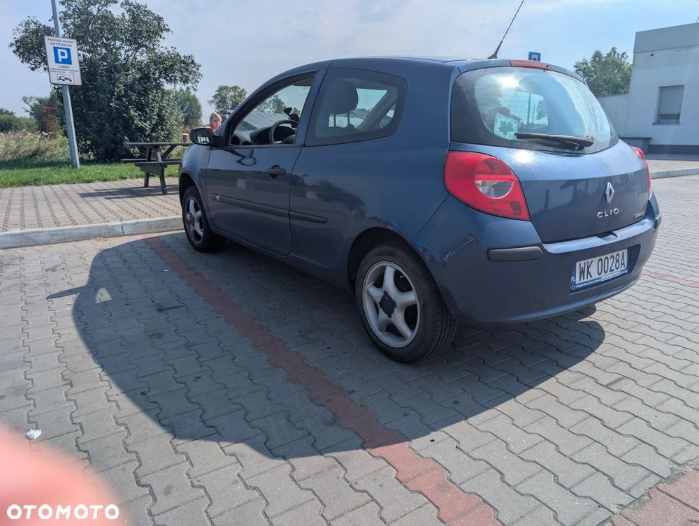 Renault Clio 1.2 16V Expression - 6
