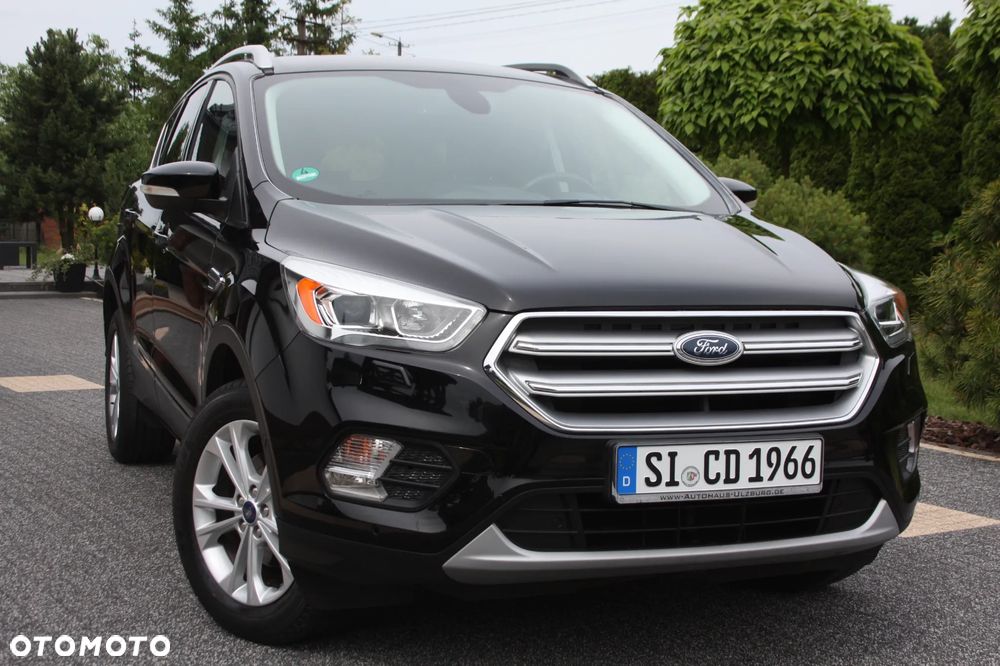 Ford Kuga 1.5 EcoBoost 2x4 Titanium - 27