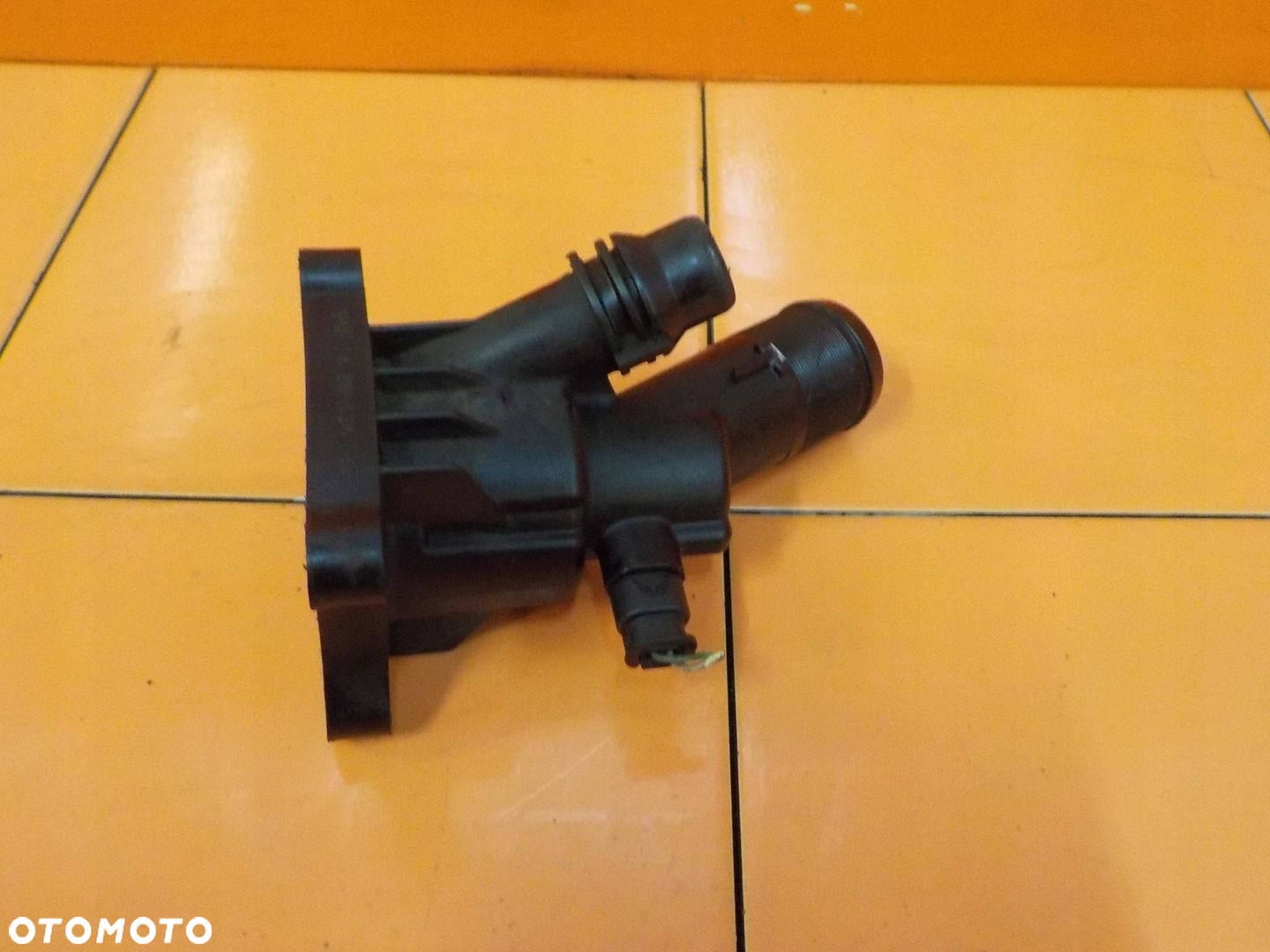 VOLVO S60 S80 V40 V60 V70 XC60 2.0 T T5 15r obudowa termostatu 31293912 - 2