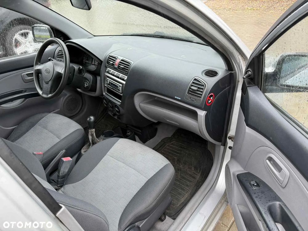 Kia Picanto - 9