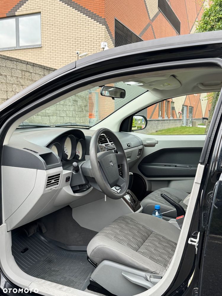 Dodge Caliber - 6