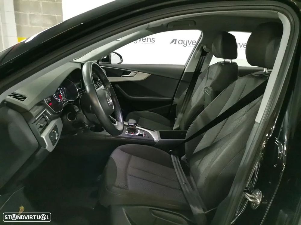 Audi A4 Avant 30 TDI S tronic - 5