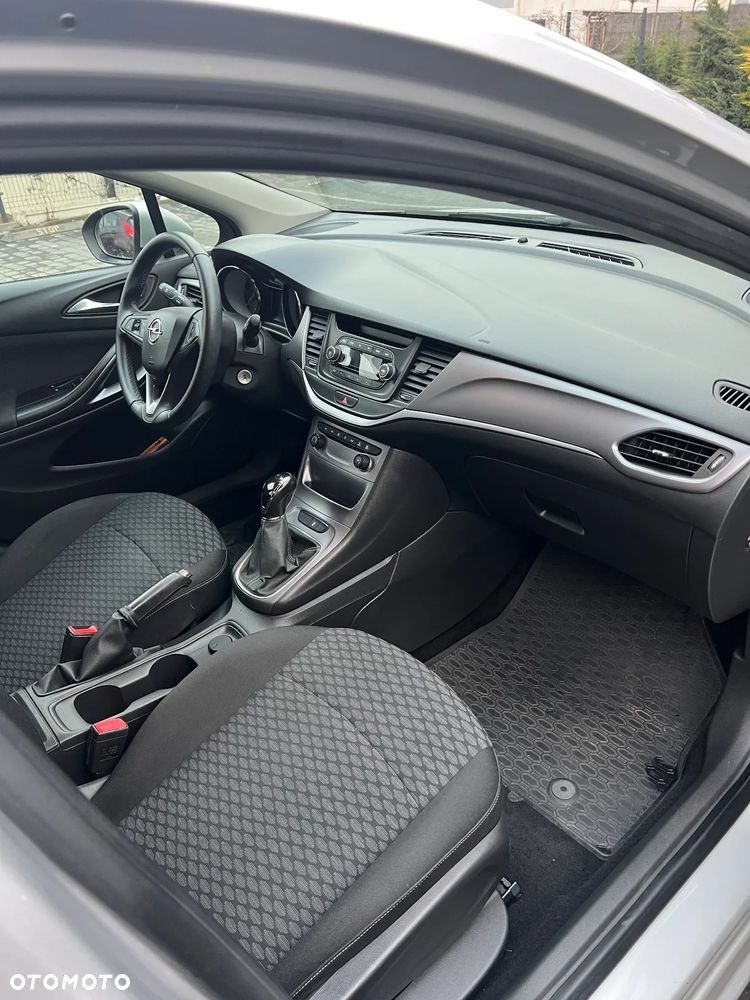 Opel Astra 1.6 CDTI Enjoy - 5