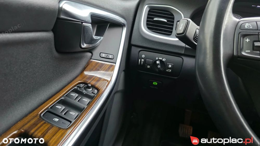 Volvo S60 2.0T Momentum - 14
