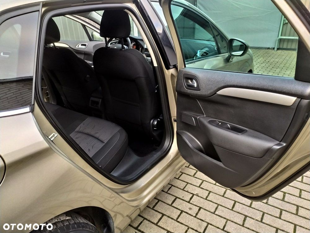 Citroën C4 - 23