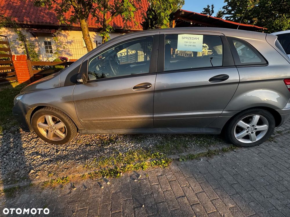 Mercedes-Benz Klasa B 180 CDI Autotronic - 3