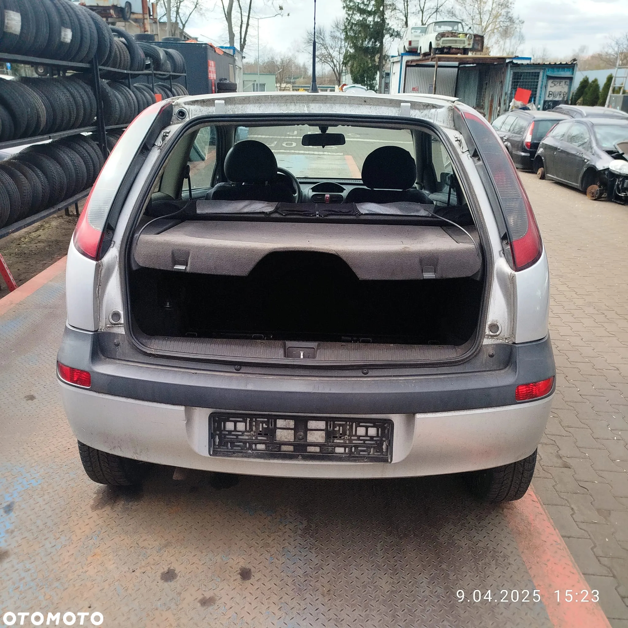 Opel Corsa C na części . - 8