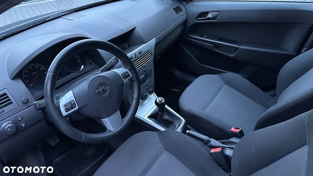 Opel Astra - 10
