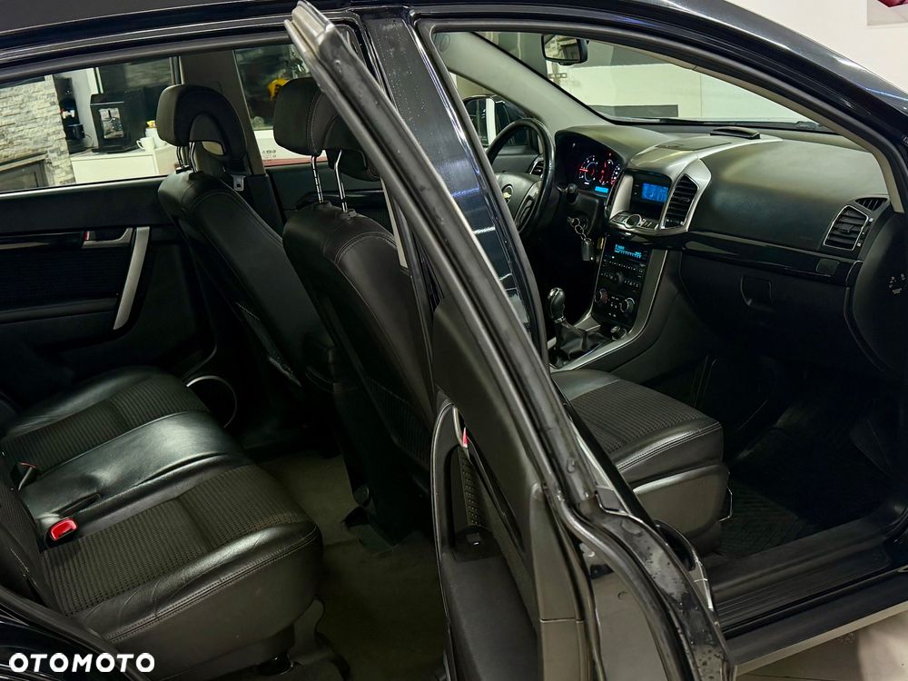 Chevrolet Captiva 2.2 2WD Travel Edition - 30