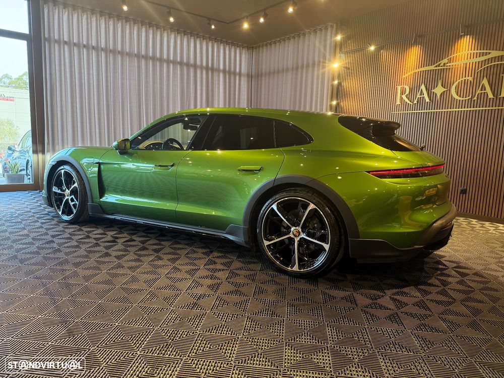 Porsche Taycan Cross Turismo 4S - 4