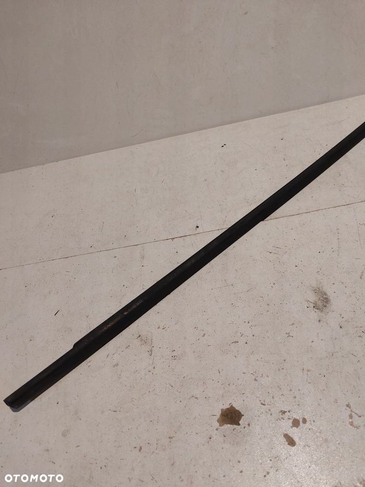 Listwa zgarniająca uszczelka prawa bmw e 46 sedan touring kombi - 2