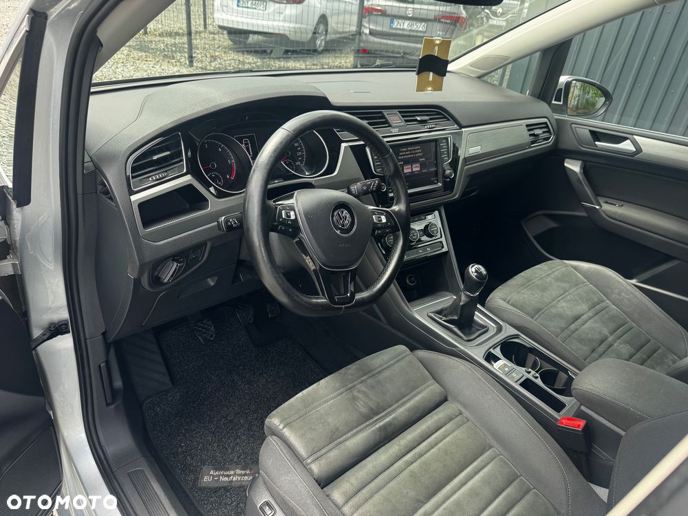 Volkswagen Touran 2.0 TDI SCR (BlueMotion Technology) Highline - 21