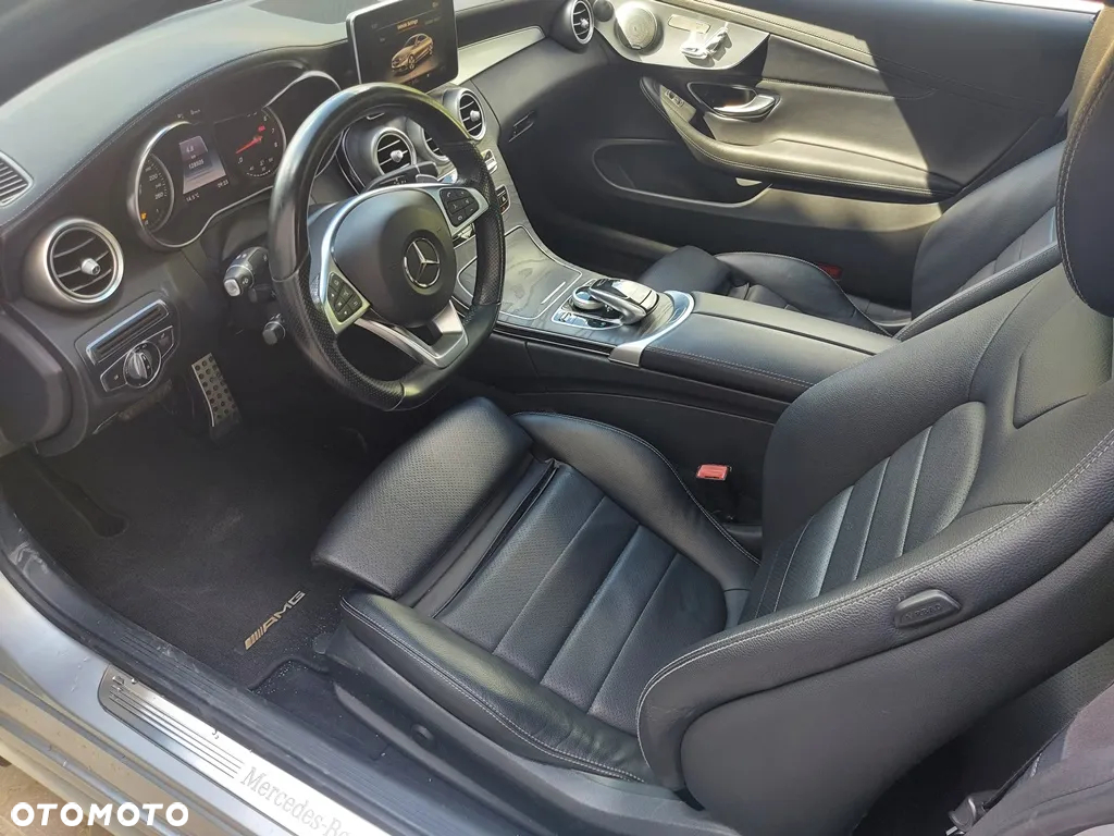 Mercedes-Benz Klasa C 300 Coupe 9G-TRONIC AMG Line - 10