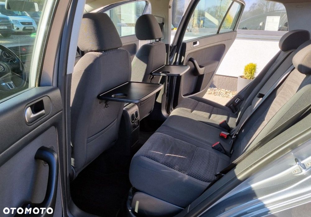 Volkswagen Golf Plus - 22