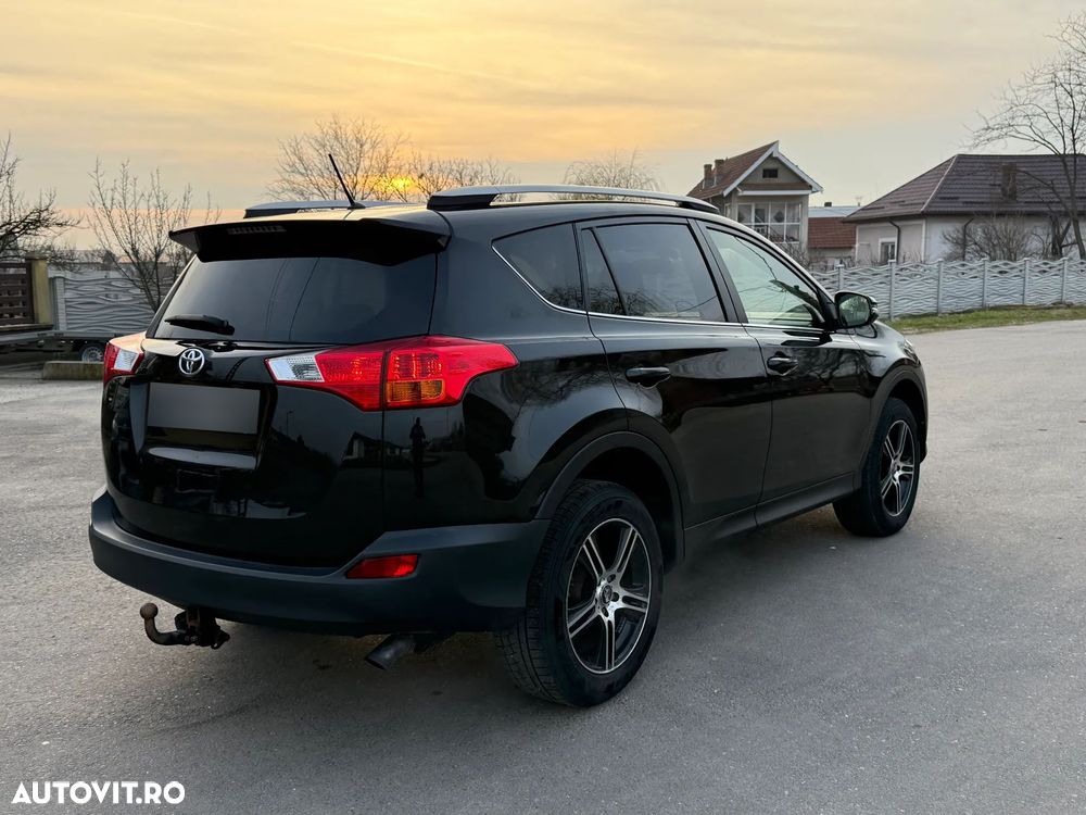 Toyota RAV4 2.2 D-4CAT 4WD Aut Executive - 10