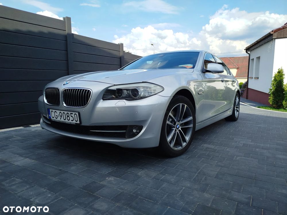 BMW Seria 5 520d - 5