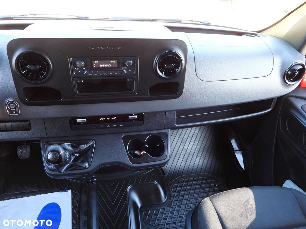 Mercedes-Benz SPRINTER 316 PLANDEKA WINDA 8 PALET WEBASTO TEMPOMAT KLIMATYZACJA  160KM - 34
