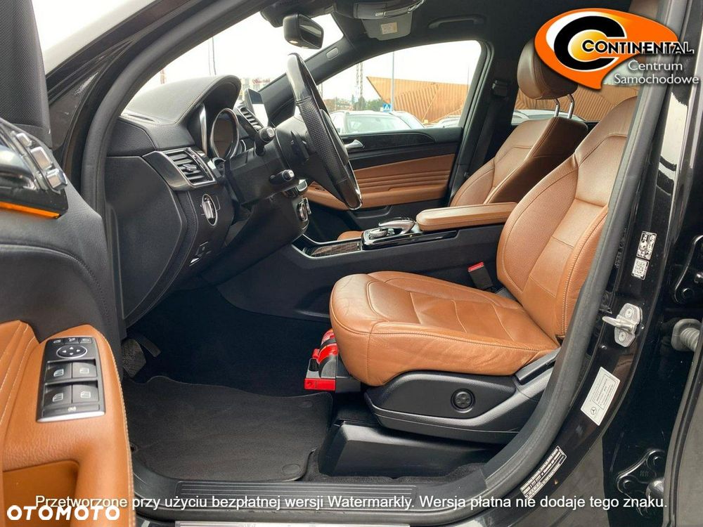 Mercedes-Benz GLE - 13