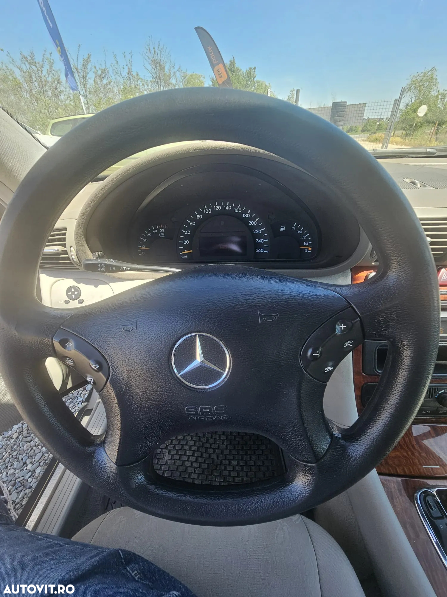 Mercedes-Benz C - 15