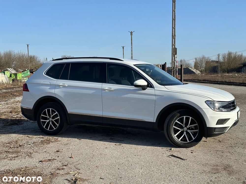 Volkswagen Tiguan - 2