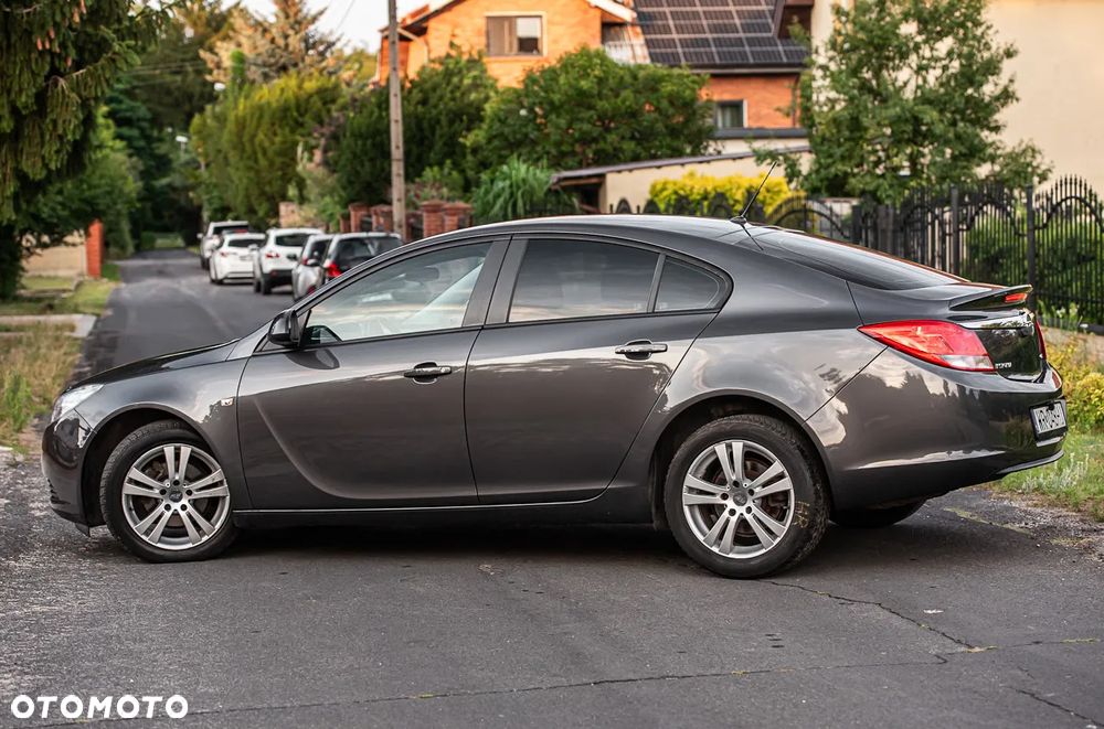Opel Insignia - 15