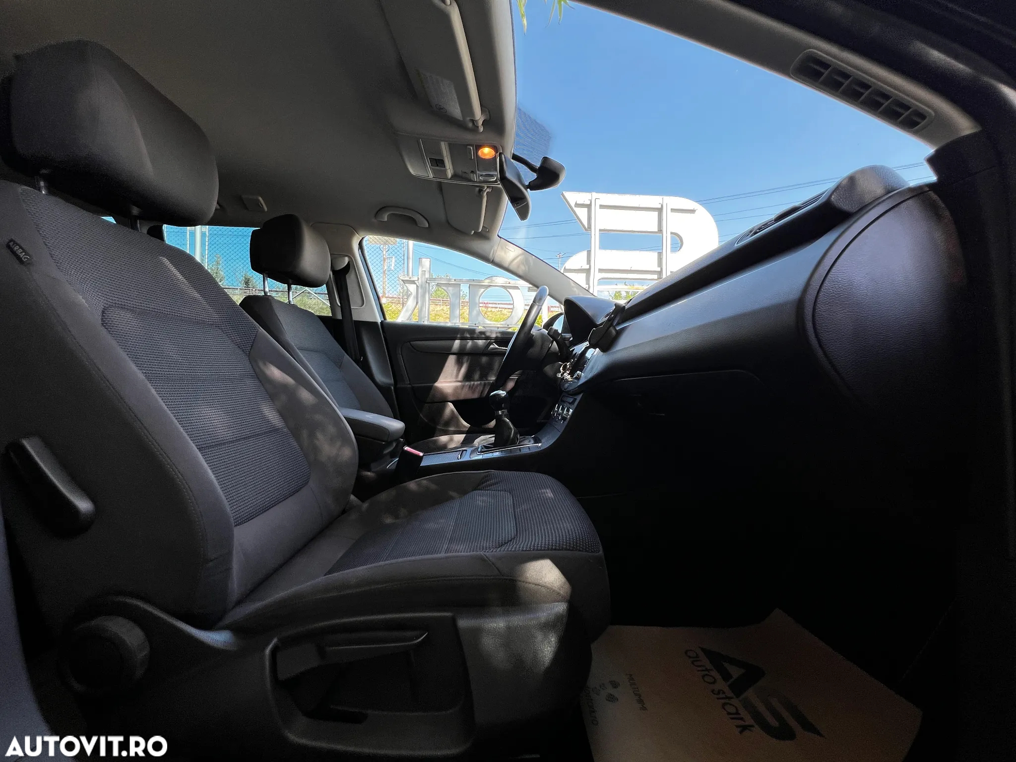 Volkswagen Passat 1.8 TSI Highline - 25