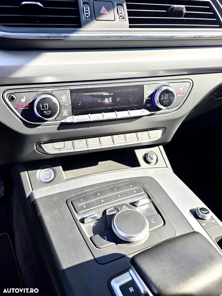 Audi Q5 50 TFSI e quattro S tronic PHEV Basic - 14
