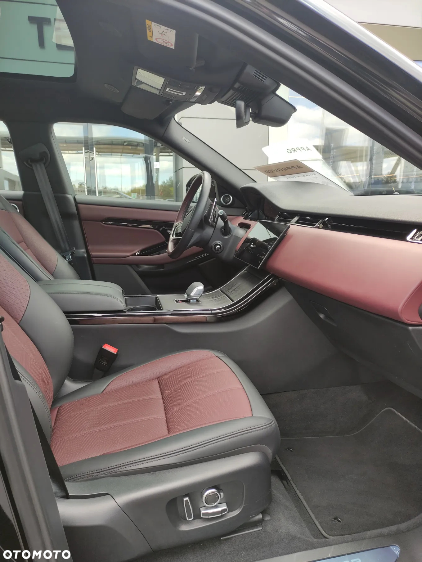Land Rover Range Rover Evoque - 16