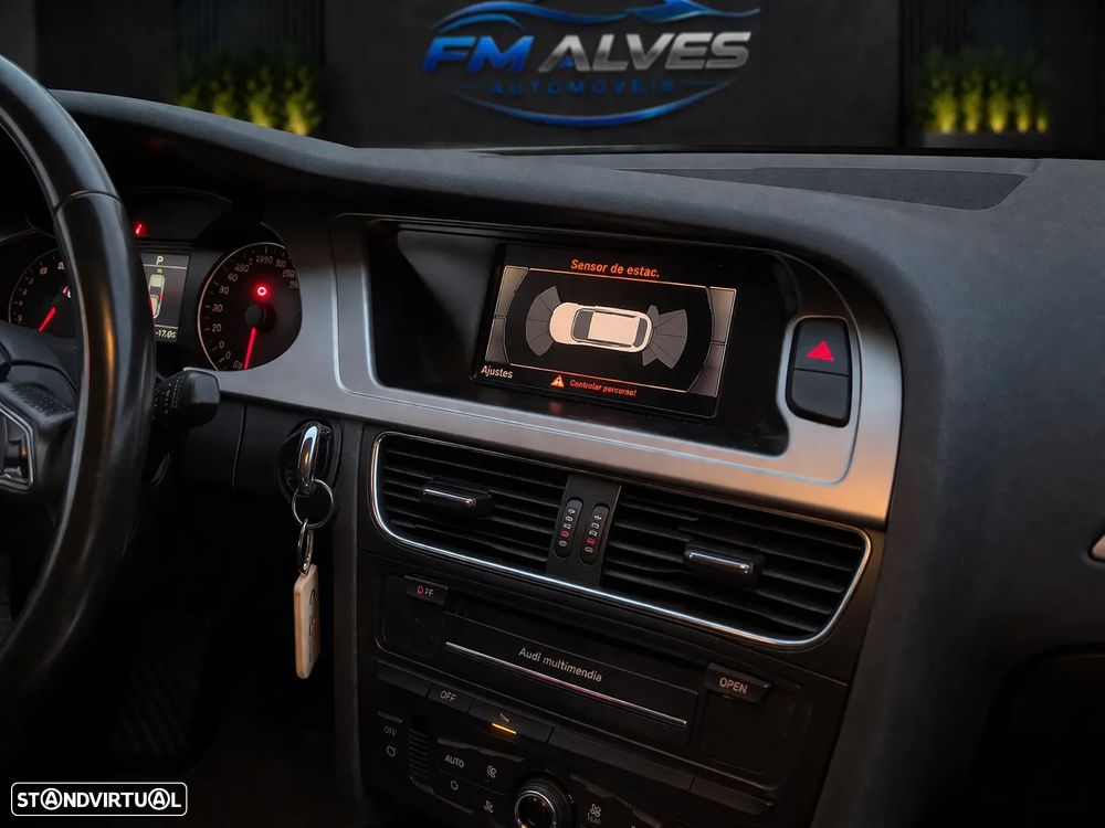 Audi A4 2.0 TDI multitronic Business Line Sport - 8