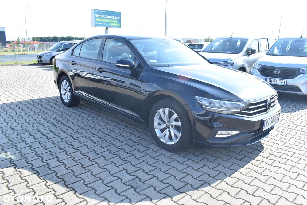 Volkswagen Passat 2.0 TDI EVO Essence DSG - 5