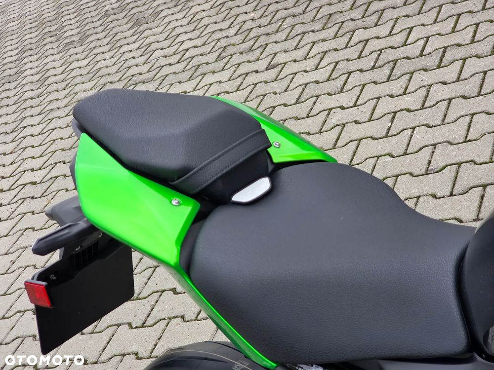 Kawasaki Z 900 - 12