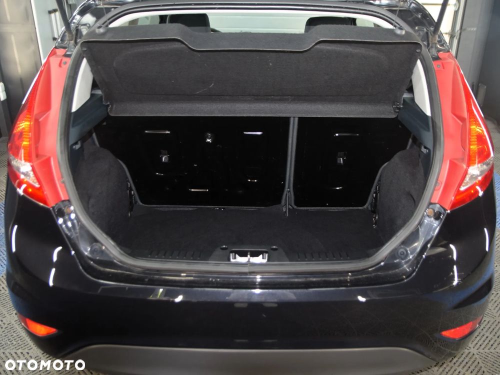 Ford Fiesta 1.25 SYNC Edition - 11