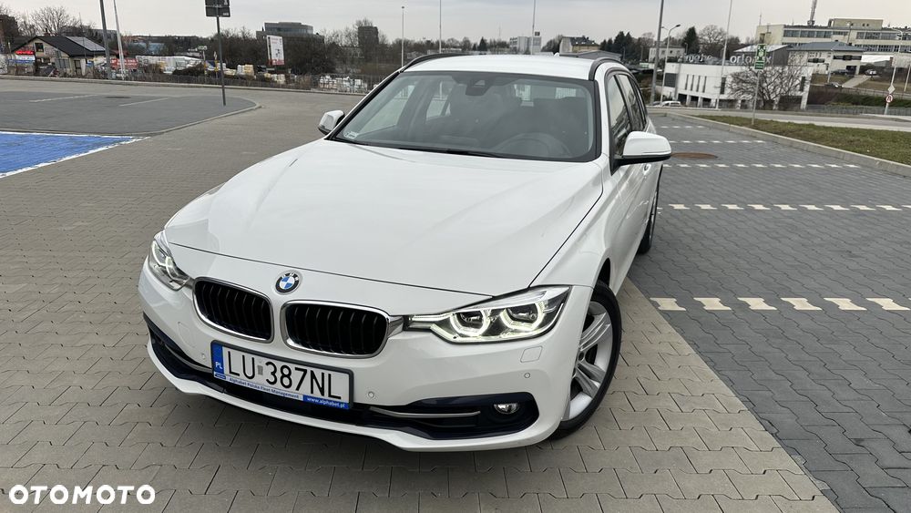 BMW Seria 3 330i GPF xDrive Sport Line Sport - 19