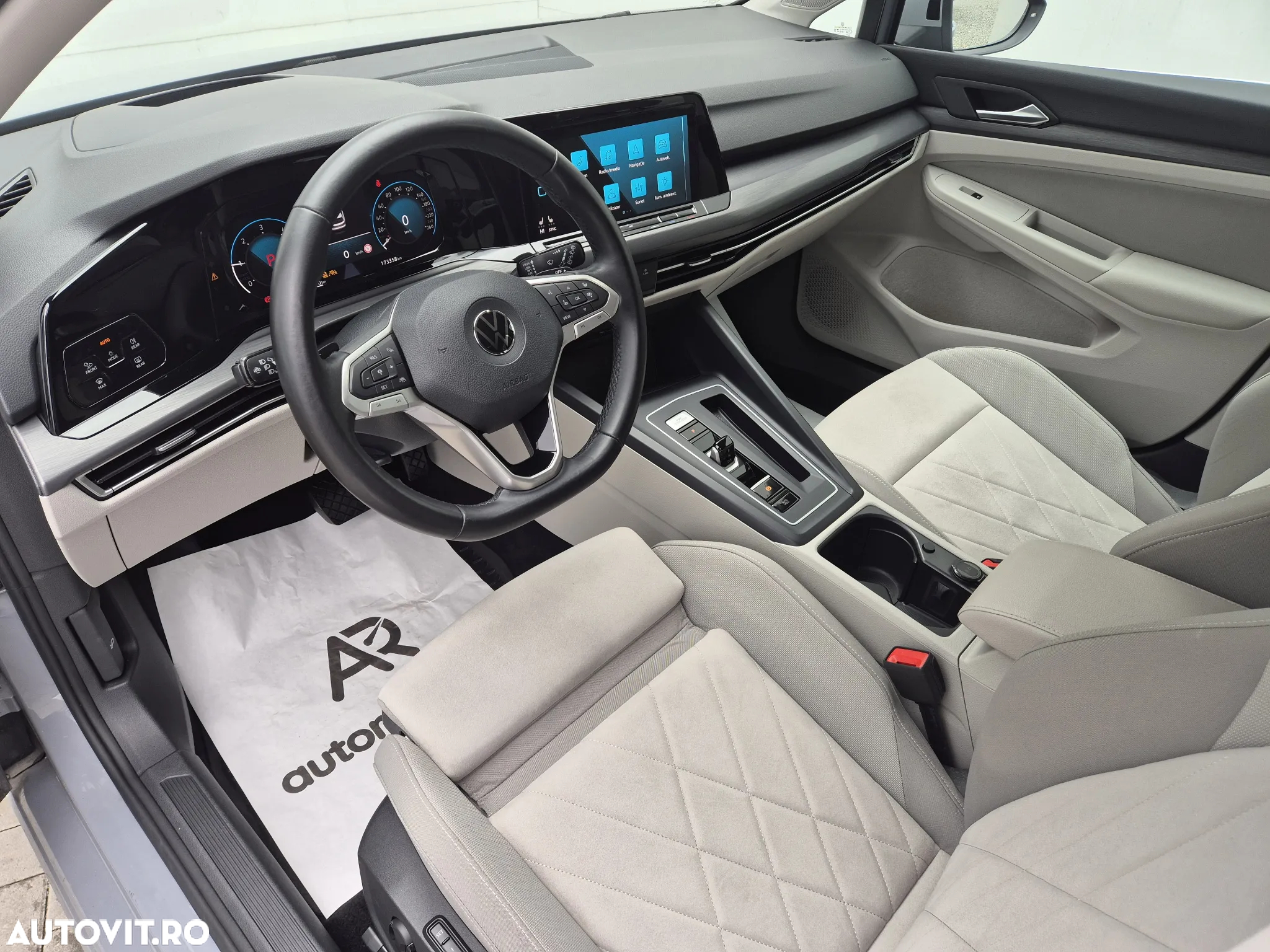 Volkswagen Golf Variant 2.0 TDI 150CP DSG Style - 10