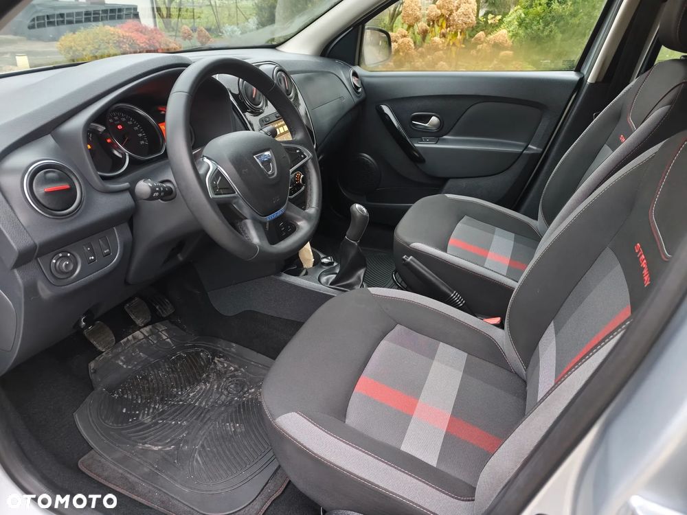Dacia Sandero TCe 90 S&S Laureate - 13