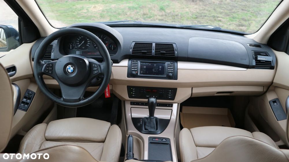 BMW X5 3.0 i - 29