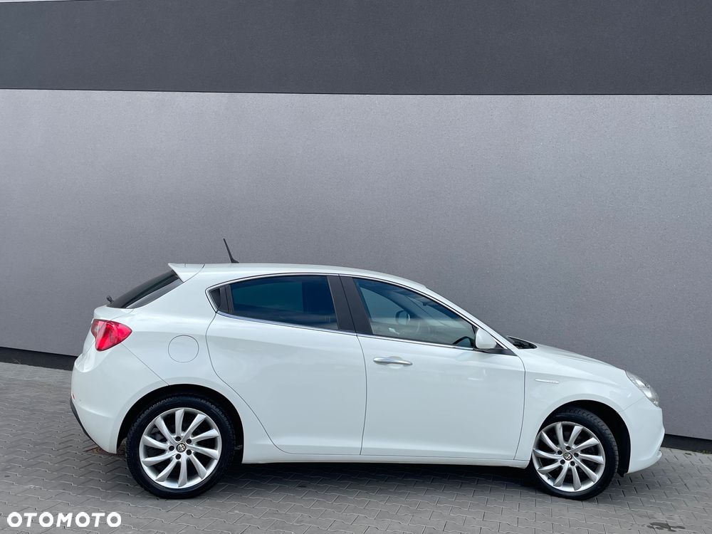 Alfa Romeo Giulietta - 13