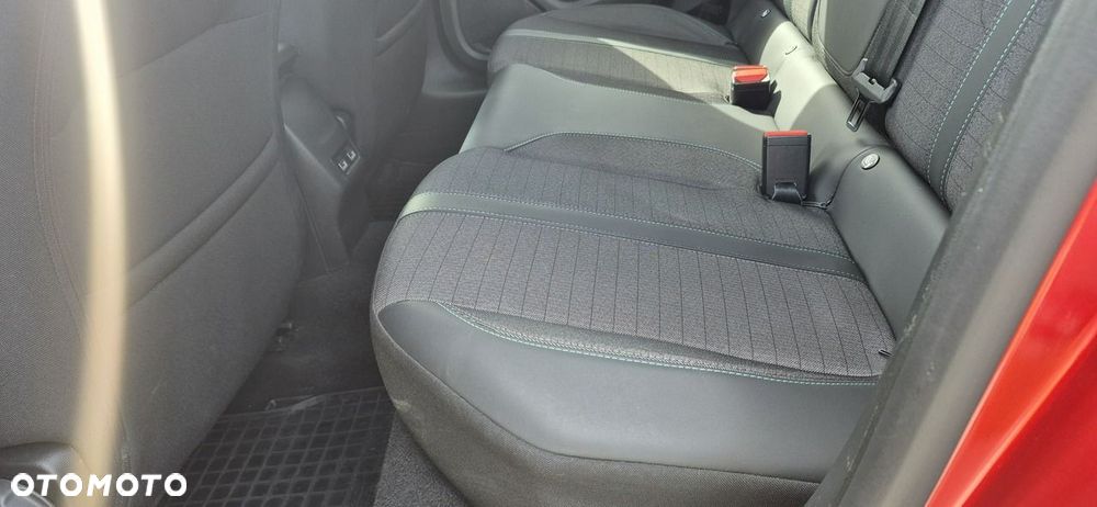 Peugeot 208 1.2 PureTech Allure Pack S&S EAT8 - 24