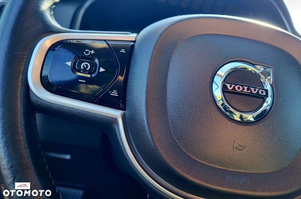 Volvo XC 90 - 11