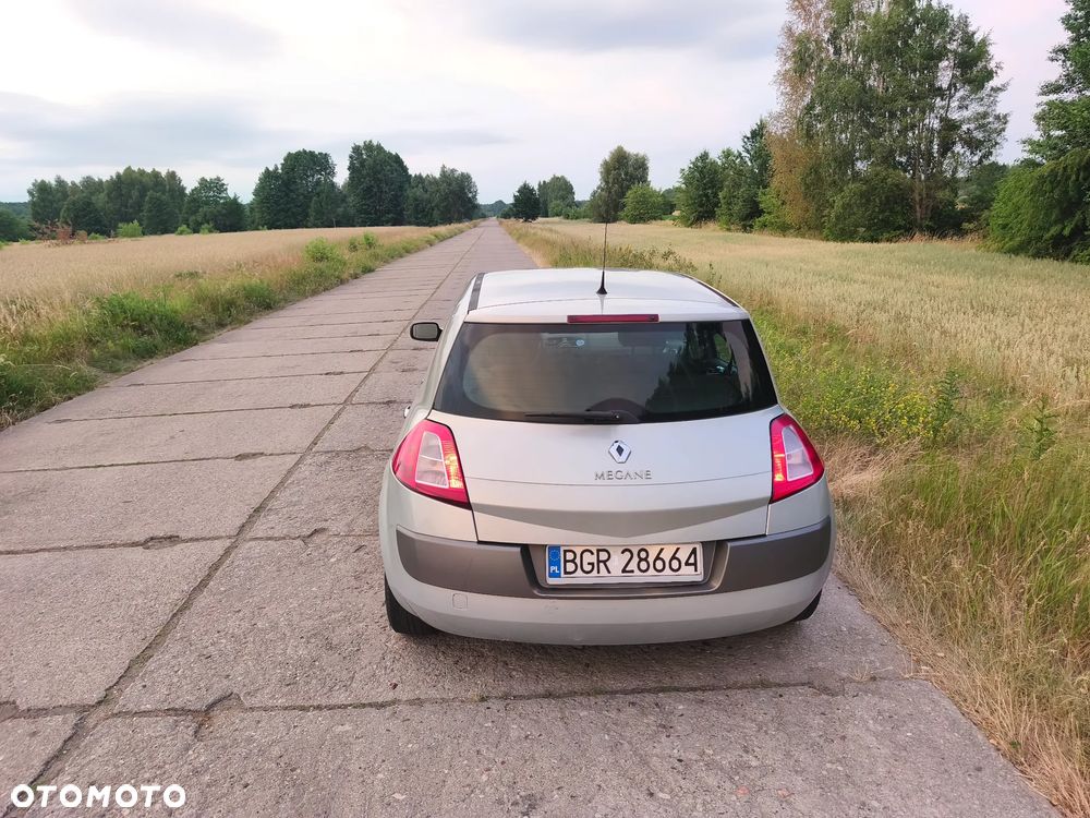Renault Megane 1.6 Confort Dynamique - 3