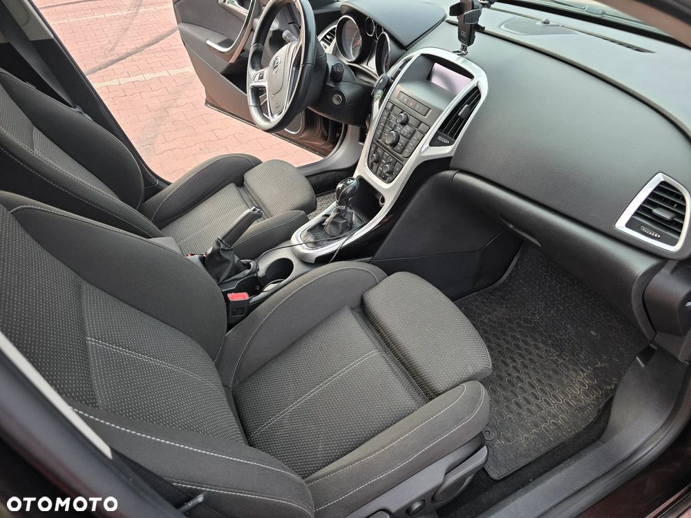 Opel Astra 2.0 CDTI DPF Sports Tourer - 11