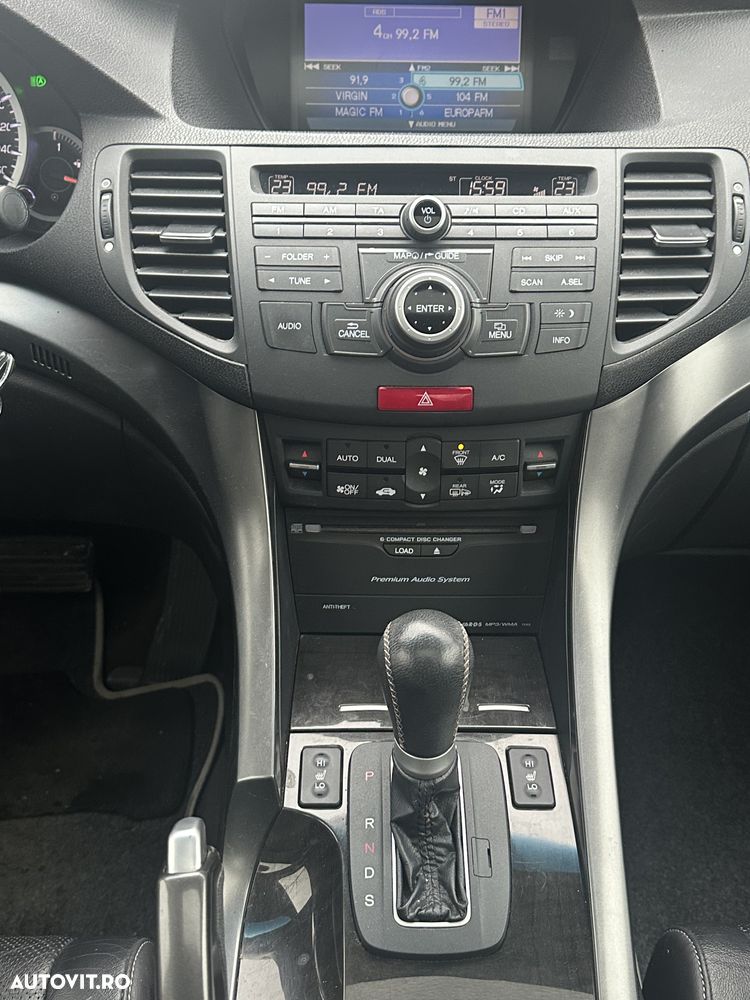 Honda Accord 2.0i AT Executive Navi - 16