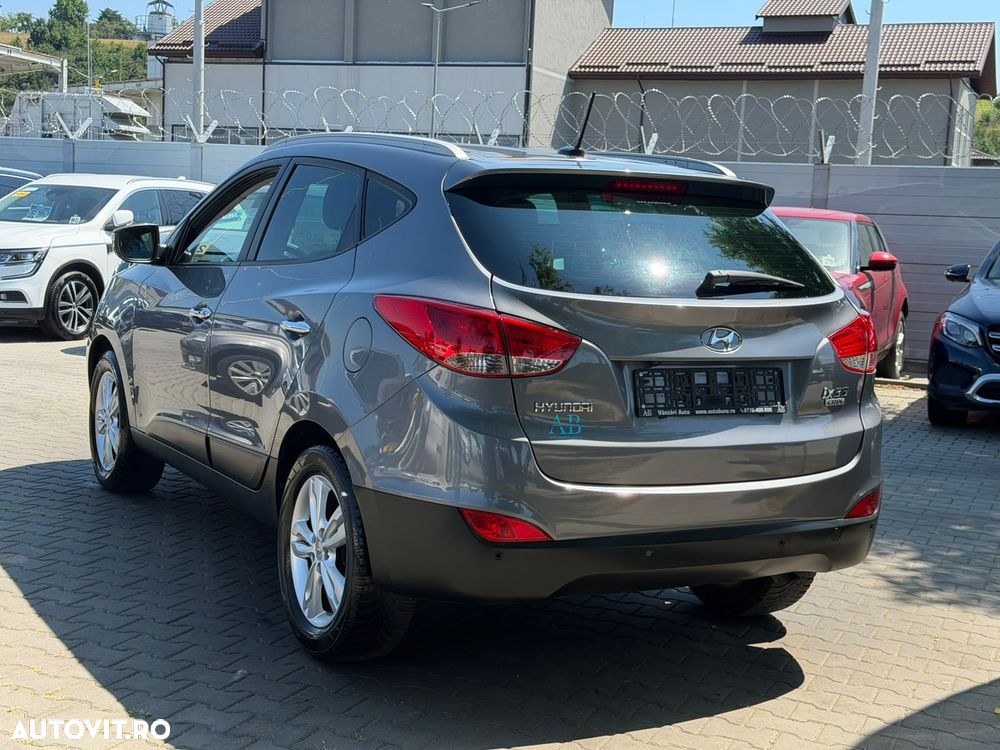 Hyundai ix35 1.7 CRDI 2WD Comfort - 4
