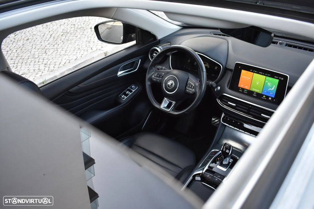 MG EHS 1.5 T-GDI Plug-in Hybrid Luxury - 20