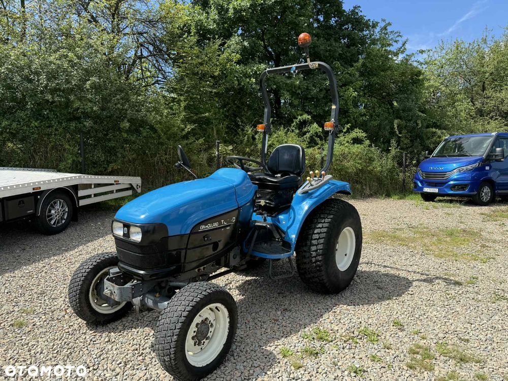 New Holland TC - 4