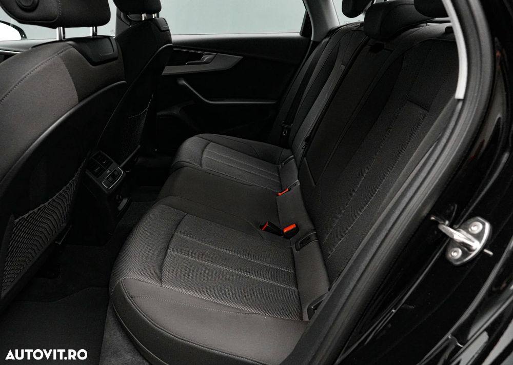 Audi A4 Limuzina 40 TFSI S tronic MHEV Advance - 16