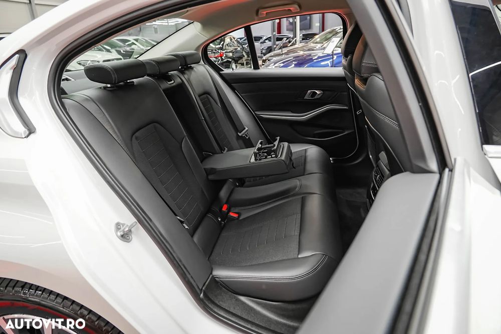 BMW Seria 3 318d Aut. Sport Line - 10