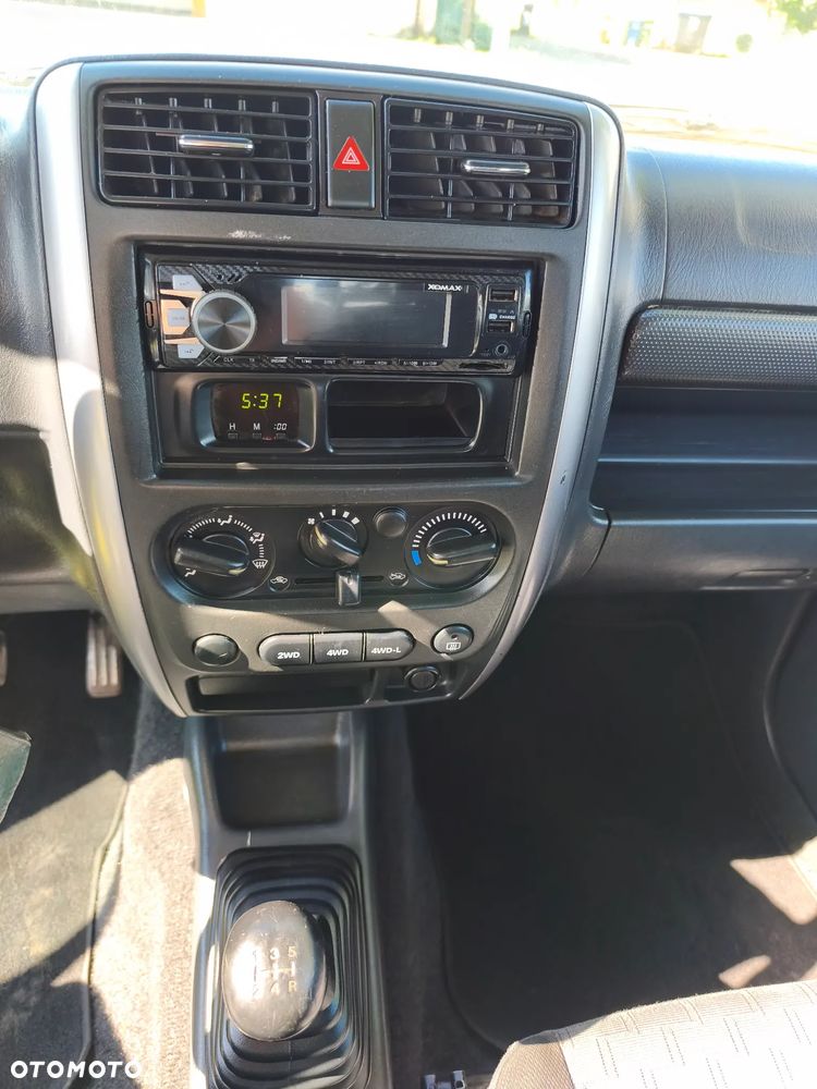 Suzuki Jimny Ranger - 24
