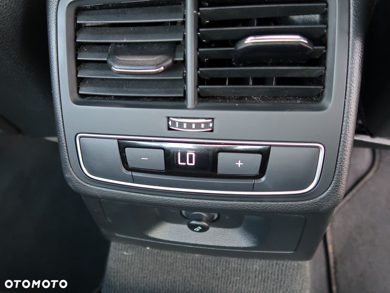 Audi A4 Limousine 35 TFSI mHEV Advanced S tronic - 20