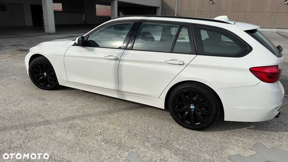 BMW Seria 3 330i GPF xDrive Sport Line Sport - 14